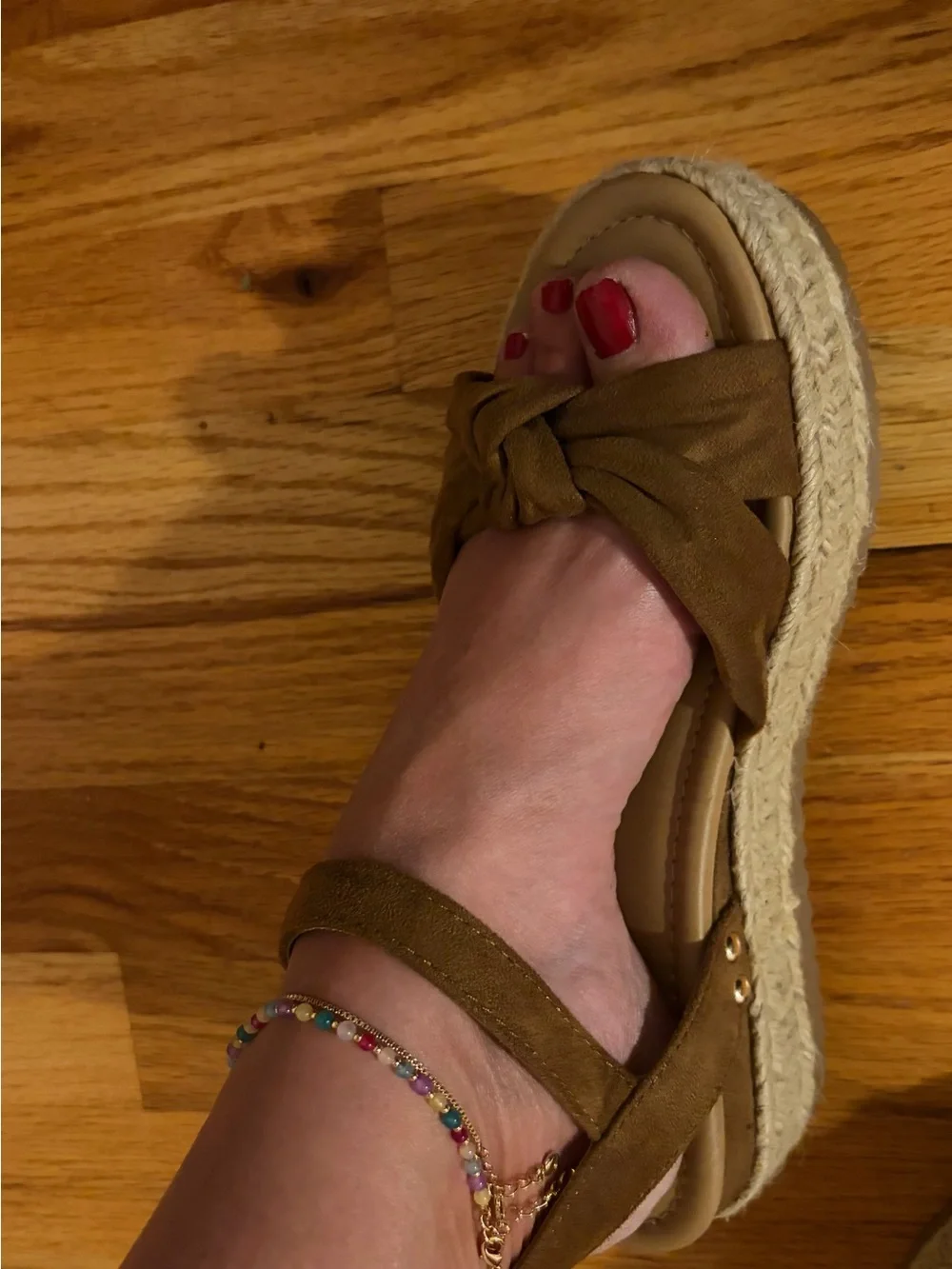 WOMEN'S SODA TYE ESPADRILLE WEDGES Brown Bow NWOT Size 9